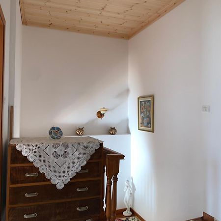 Stonetale Garden Guesthouse Gjirokastër Extérieur photo